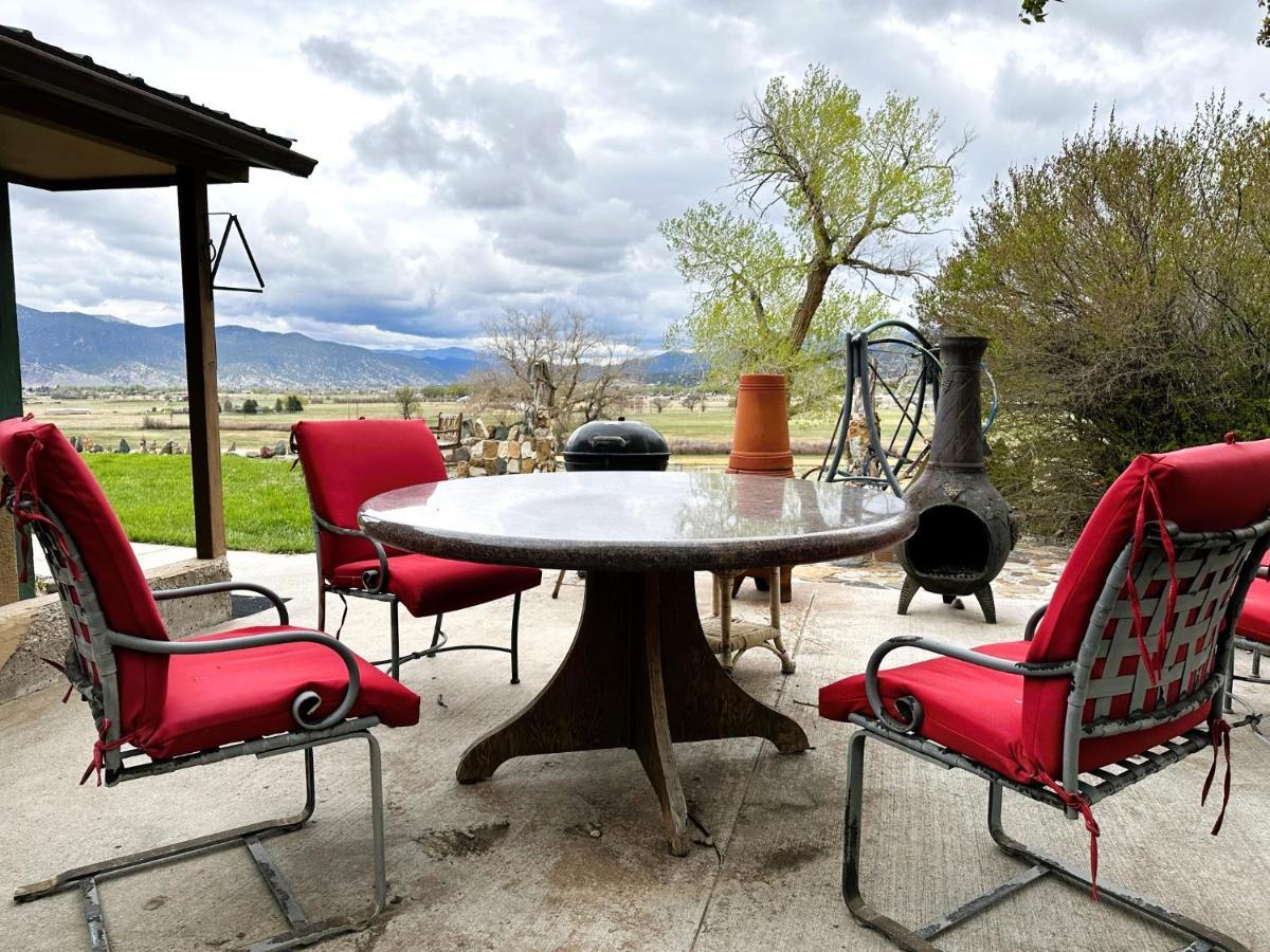 Private Retreat On Working Horse And Cattle Ranch Villa Salida Exterior foto